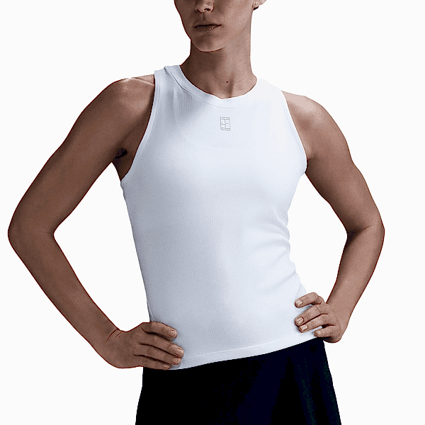 NikeCourt Advantage Dri-FIT Kadın Tenis Atleti