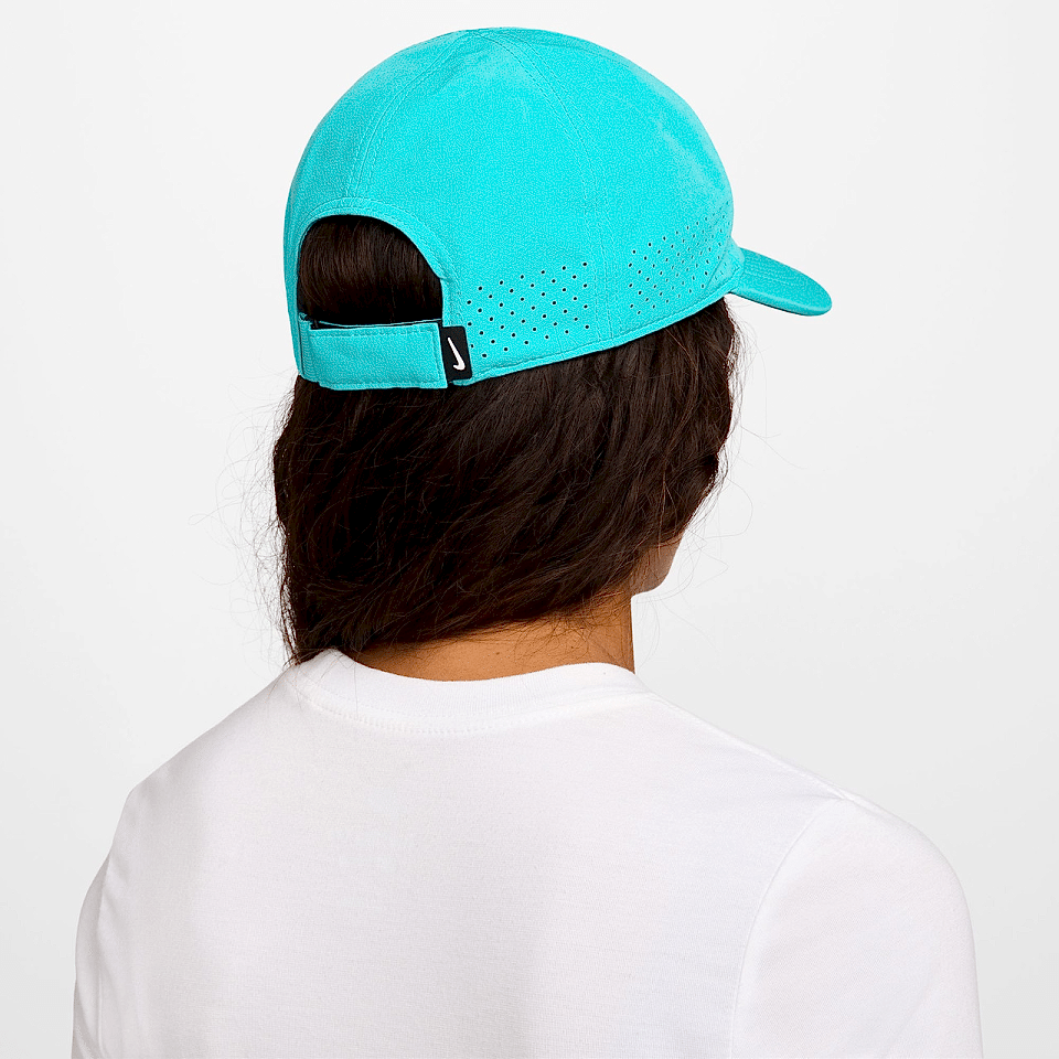 Nike Dri-Fit Advantage Unisex Şapka