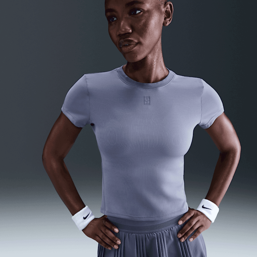 NikeCourt Advantage Dri-FIT Kısa Kollu Kadın Tenis Üstü